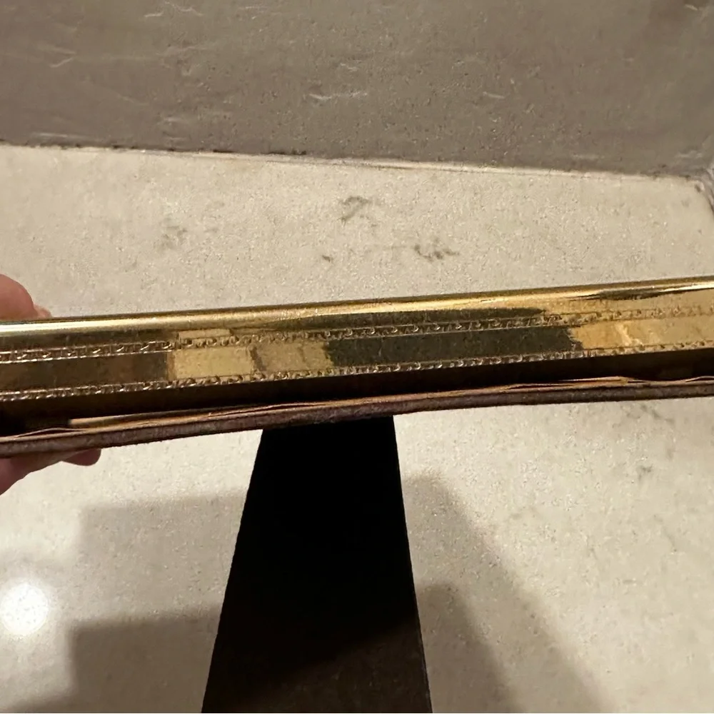 Vintage Gold Metal Intercraft 1976 Shadowbox Picture Frame 5x7